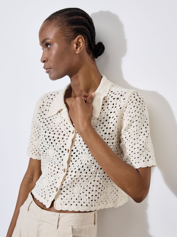 Apricot Natural 100% Cotton Crochet Collar Coconut Button Top - Image 4 of 4