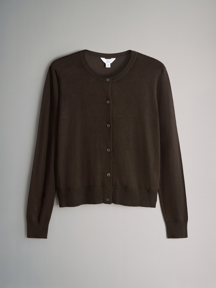 Čokoladno rjava/bordo/temno rožnata/taupe rjava - The Set fine pletene jope z gumbi po celotni dolžini - Slika 7 iz 7 Čokoladno rjava/bordo/temno rožnata/taupe rjava - The Set fine pletene jope z gumbi po celotni dolžini - Slika 7 iz 7