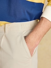 رملي - Joules Norfolk Garment Dyed Relaxed Fit Chino - صورة 6 من 10