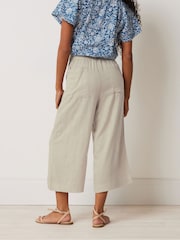 M&Co Natural Petite Linen Wide Leg Crop Trousers - Image 3 of 5