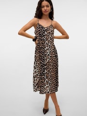 VERO MODA Brown Printed Loose Fit Maxi Dress - Image 2 of 4