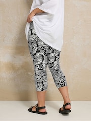 Yours Curve Black chrome Cropped Leggings 2 Pack - Image 3 of 6