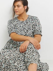 Simply Be Leopard Print Supersoft Short Sleeve Tiered Midi Dress - Image 3 of 4