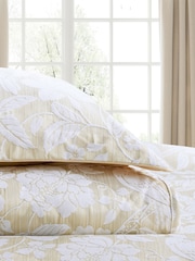 Sanderson Gold Pyramus Duvet Cover and Pillowcase Set - Image 3 of 4