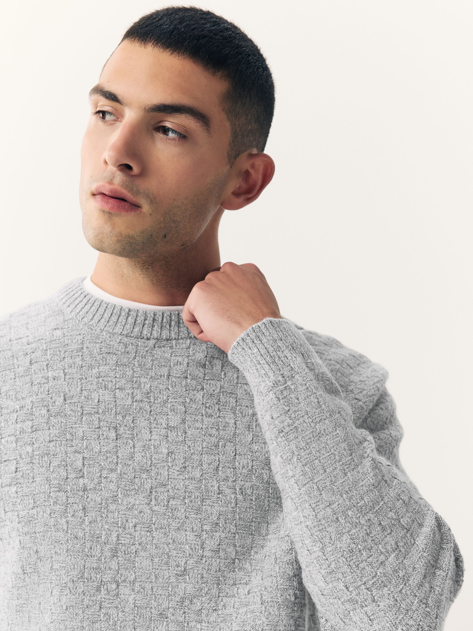【ライトグレー】crew neck knit Buy Grey Regular Fit Textured Crew Neck Knitted Jumper from Next USA