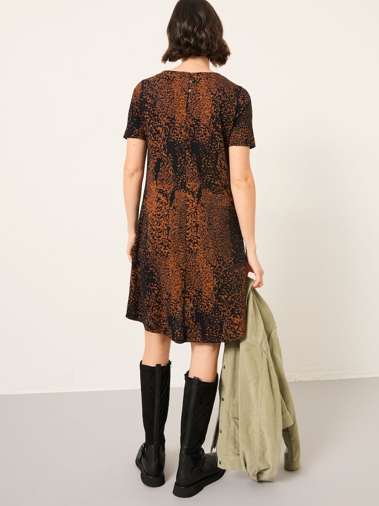 FatFace Simone Black Layered Animal Jersey Dress - Image 2 of 5 FatFace Simone Black Layered Animal Jersey Dress - Image 2 of 5