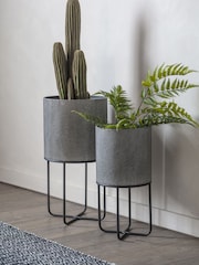 Gallery Home Set of 2 Grey Ellis Metal Planter - Image 1 of 3