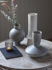 Gallery Home White Nara Vase - Image 1 of 2