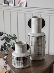 Gallery Home Black/White Saito Vase - Image 1 of 3