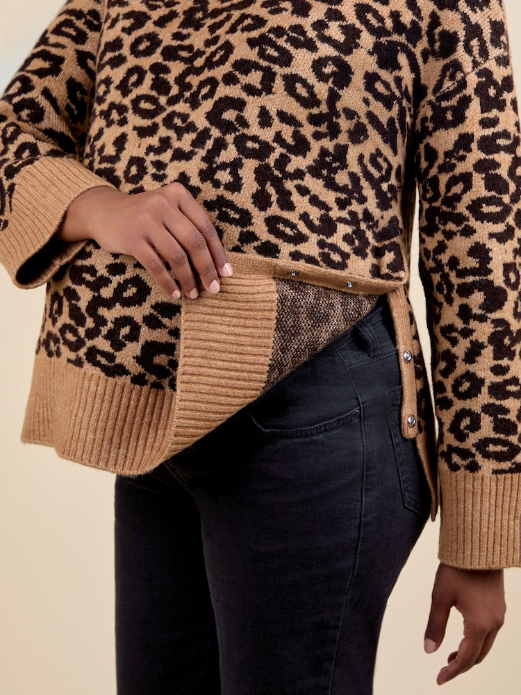 JoJo Maman Bébé Brown Animal Crew Neck Maternity And Nursing Jumper - Image 5 of 5 JoJo Maman Bébé Brown Animal Crew Neck Maternity And Nursing Jumper - Image 5 of 5