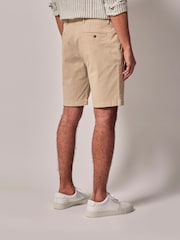 Hawes & Curtis Garment Dyed 100% Cotton Stretch Chino Brown Shorts - Image 2 of 3