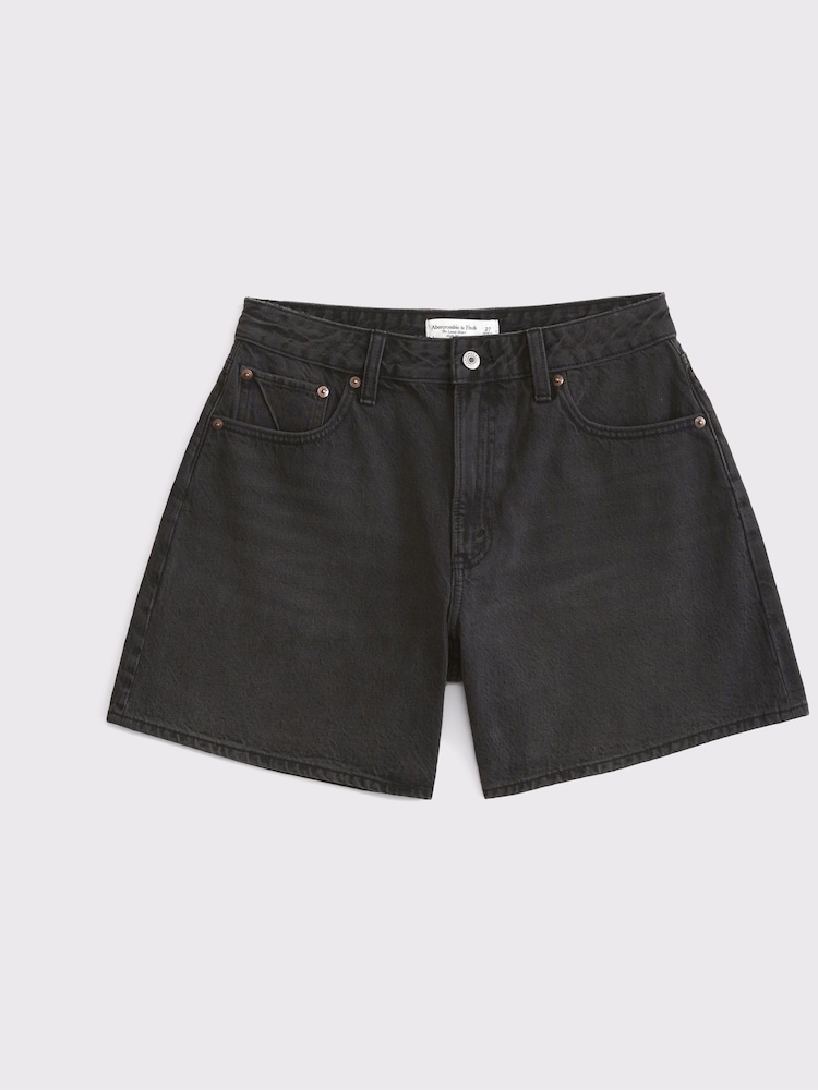 Abercrombie & Fitch Curve Love High Rise Loose Denim Black Shorts With Clean Hem - Image 7 of 7 Abercrombie & Fitch Curve Love High Rise Loose Denim Black Shorts With Clean Hem - Image 7 of 7