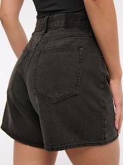 Abercrombie & Fitch High Rise Loose Denim Black Shorts With Clean Hem - Image 5 of 6