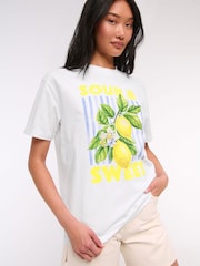 Abercrombie & Fitch Oversized Fruit Graphic Print Short Sleeve T-Shirt - Image 5 of 6