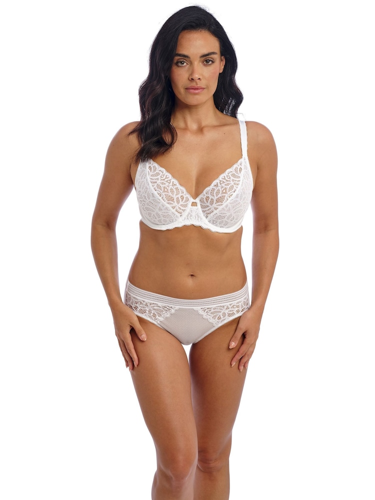 Wacoal Raffine Underwire White Bra - Image 1 of 4 Wacoal Raffine Underwire White Bra - Image 1 of 4