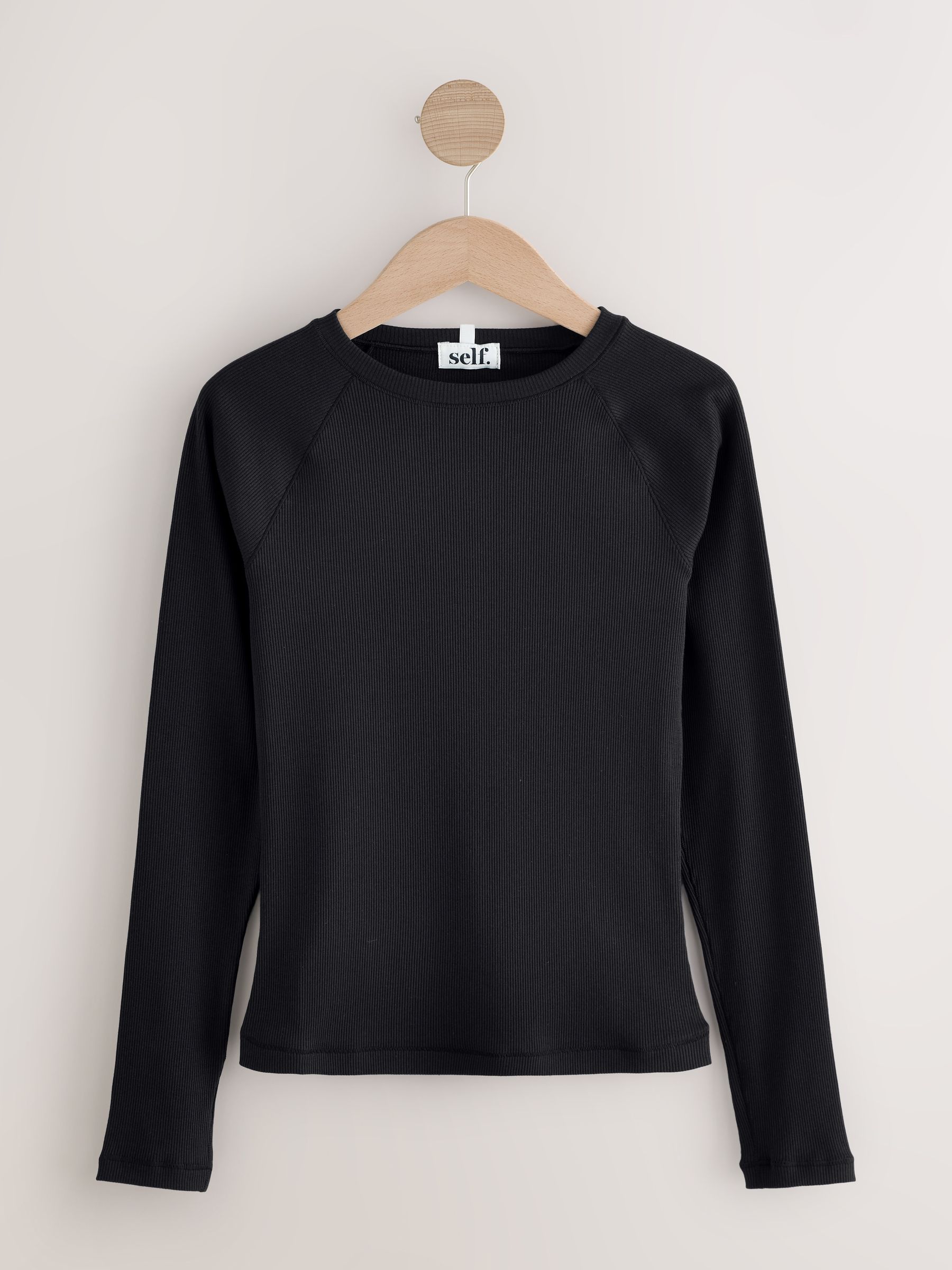 Next：日本 ブラック - フィット リブ 長袖 トップス from Next Japan