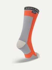 Sealskinz Holverstone Waterproof Mid Length Lightweight Running Socks - Image 2 of 2