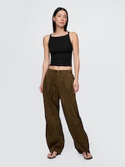 Gap Black Modern Apron-Neck Crop Vest - Image 3 of 4