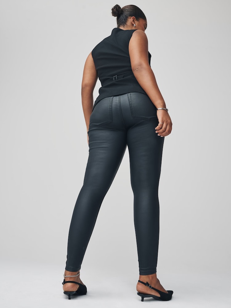 Schwarz - Hourglass Skinny-Jeans aus beschichtetem Denim - Bild 2 von 7