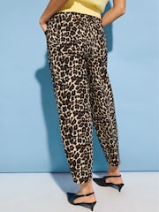 Baukjen Kelsey Stretch Denim Printed Barrel Brown Leopard Print Jeans - Image 4 of 5