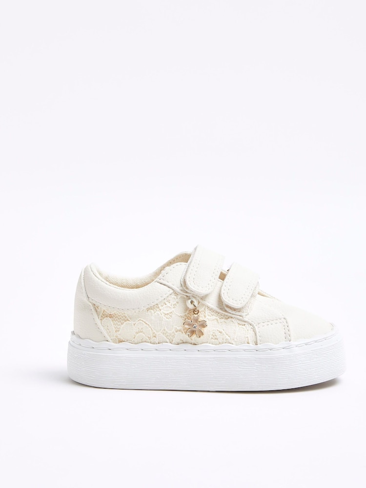 River Island Cream Girls Scallop Lace Trainers - Image 1 of 5