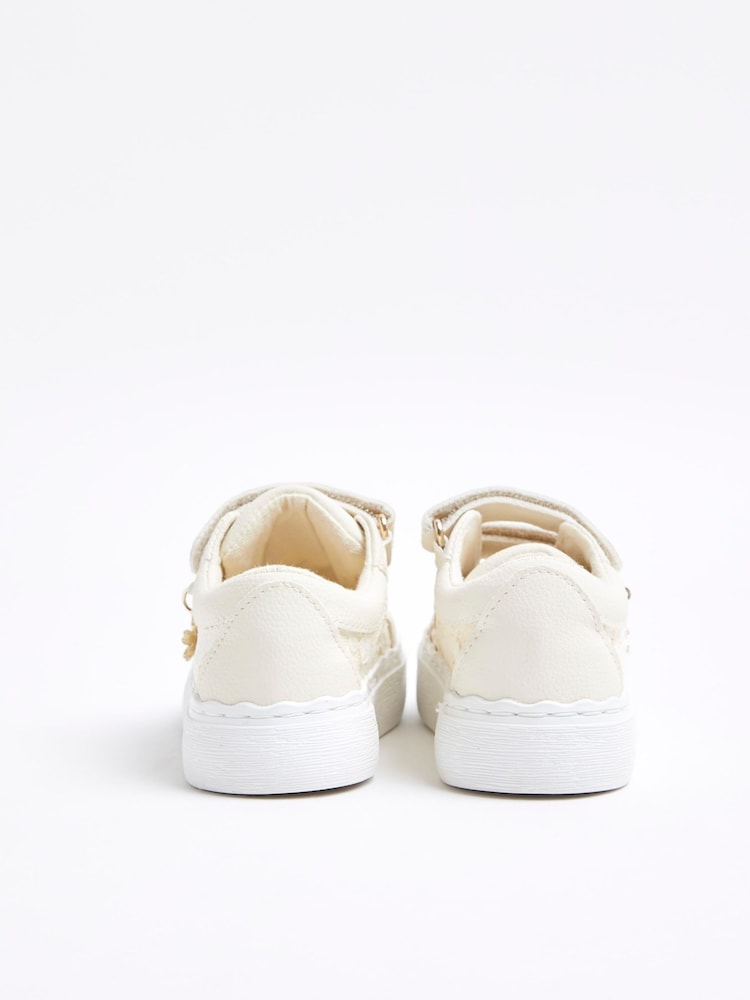 River Island Cream Girls Scallop Lace Trainers - Image 2 of 5