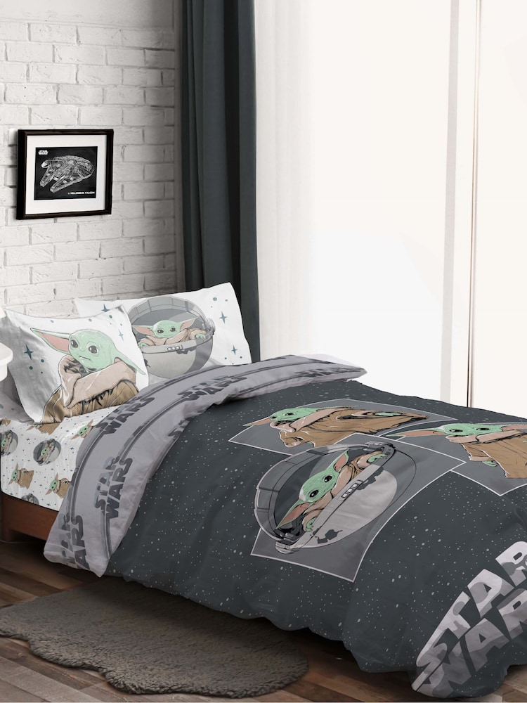 Jay Franco Grey Star Wars Mandalorian Curious Child 100% Cotton 3 Duvet Set - Image 1 of 6