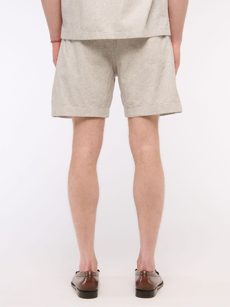Abercrombie & Fitch Cream Linen Shorts - Image 3 of 7