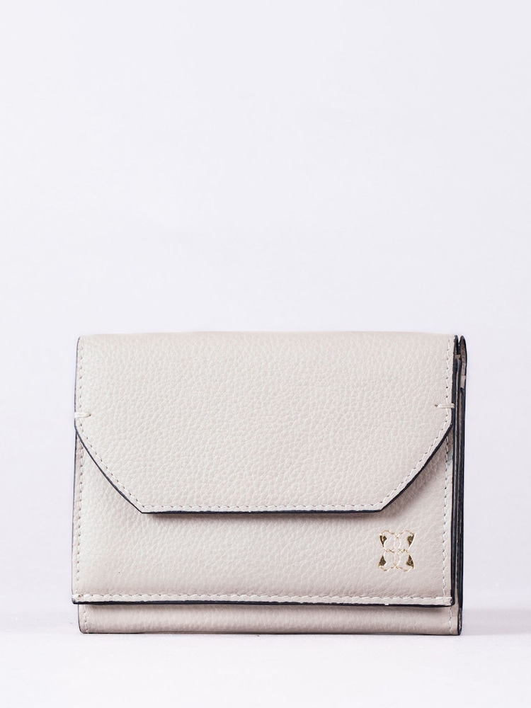 Lakeland Leather Cream Ings Purse - Image 1 of 5