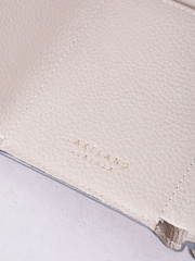 Lakeland Leather Cream Ings Purse - Image 4 of 5
