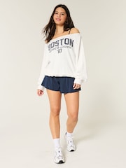 Hollister Off The Shoulder Graphic White Sweatshirt - Image 3 of 4