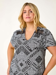 Roman Curve Patchwork Print Spitzen-Top - Bild 1 von 5