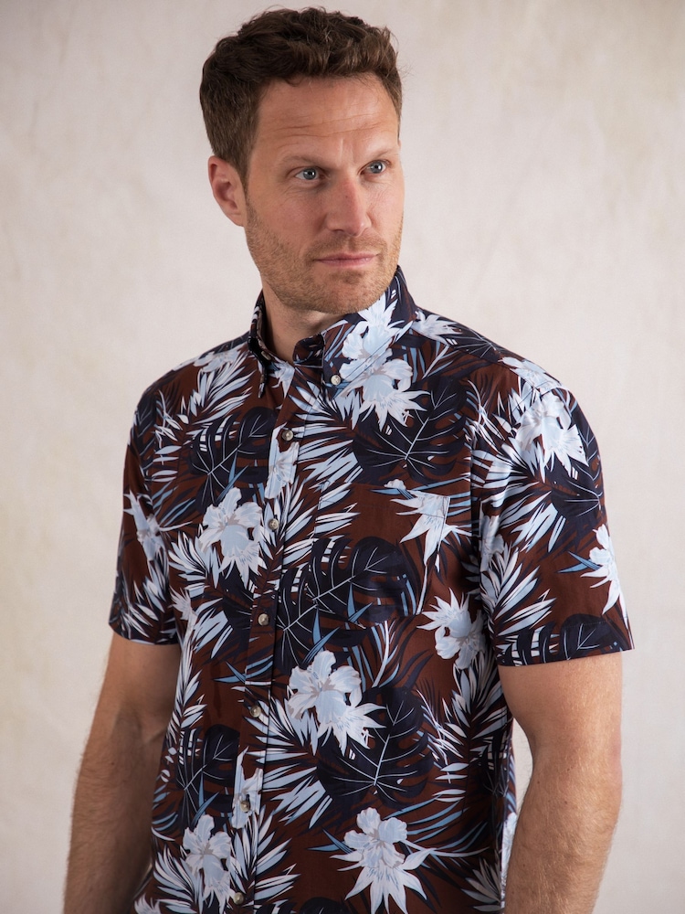 Lakeland Clothing Ashness Short Sleeve 100% Cotton Brown Shirt - Image 2 of 6