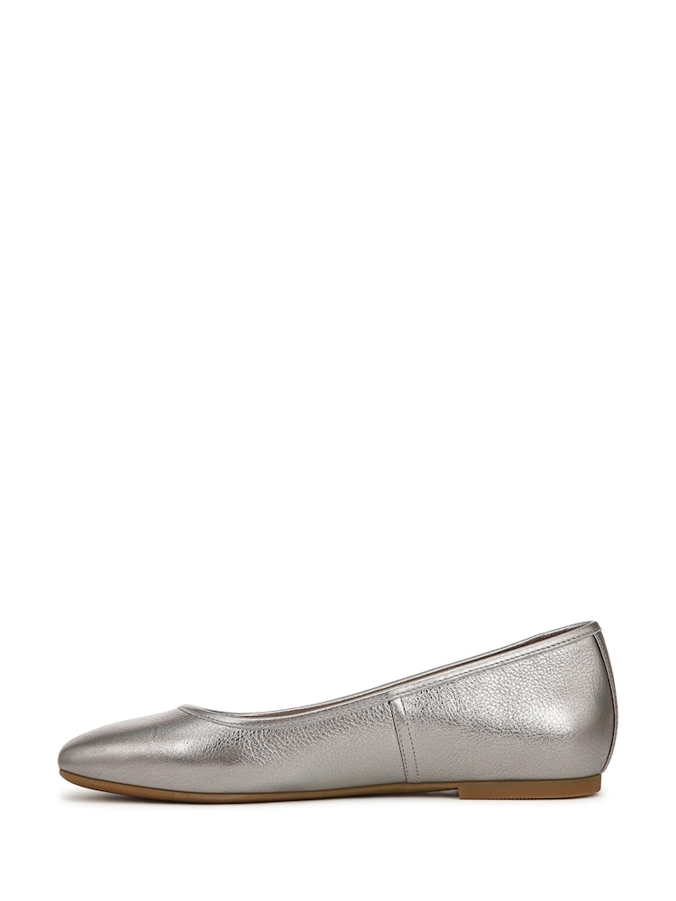 Metallic - Vionic Wide Fit Metallic Orinda 2 Ballet Flats - Bild 2 von 6 Metallic - Vionic Wide Fit Metallic Orinda 2 Ballet Flats - Bild 2 von 6