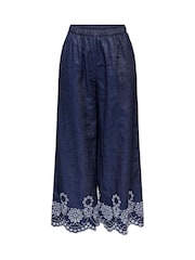 JDY 100% Cotton Embroidery Detail Alto Waisted Trousers - Imagen 2 de 3