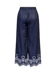 JDY 100% Cotton Embroidery Detail Alto Waisted Trousers - Imagen 3 de 3