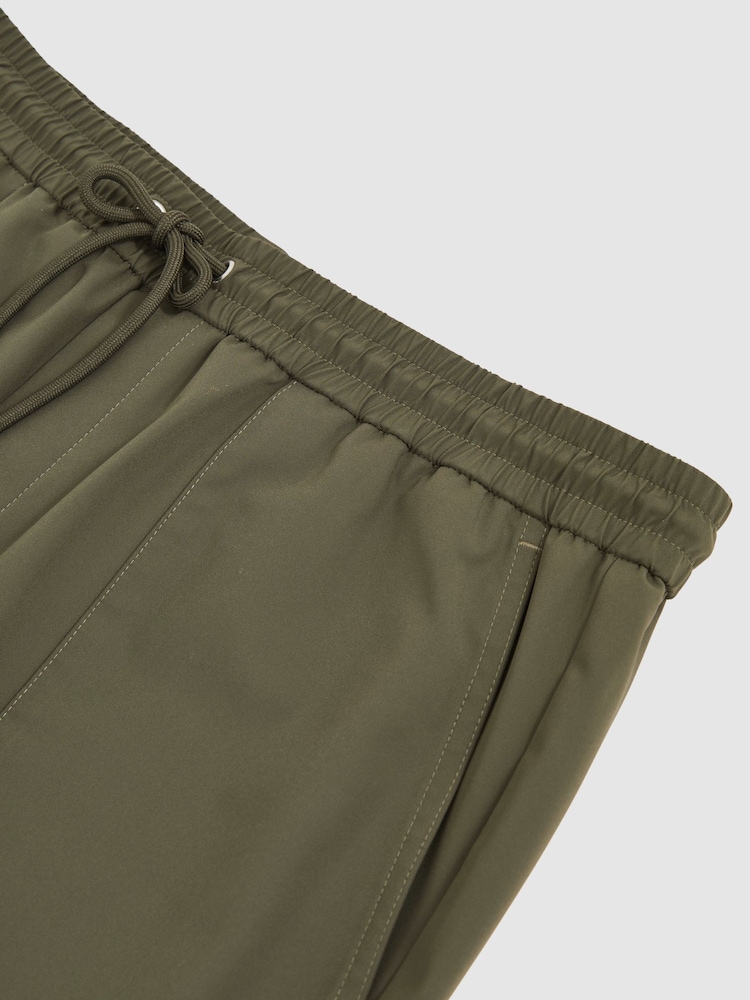 Reiss Green Climb Drawstring Technical Cuffed Trousers - Image 5 of 5