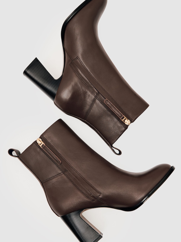 Reiss Brown Hana Leather Block-Heel Ankle Boots - Image 5 of 5 Reiss Brown Hana Leather Block-Heel Ankle Boots - Image 5 of 5