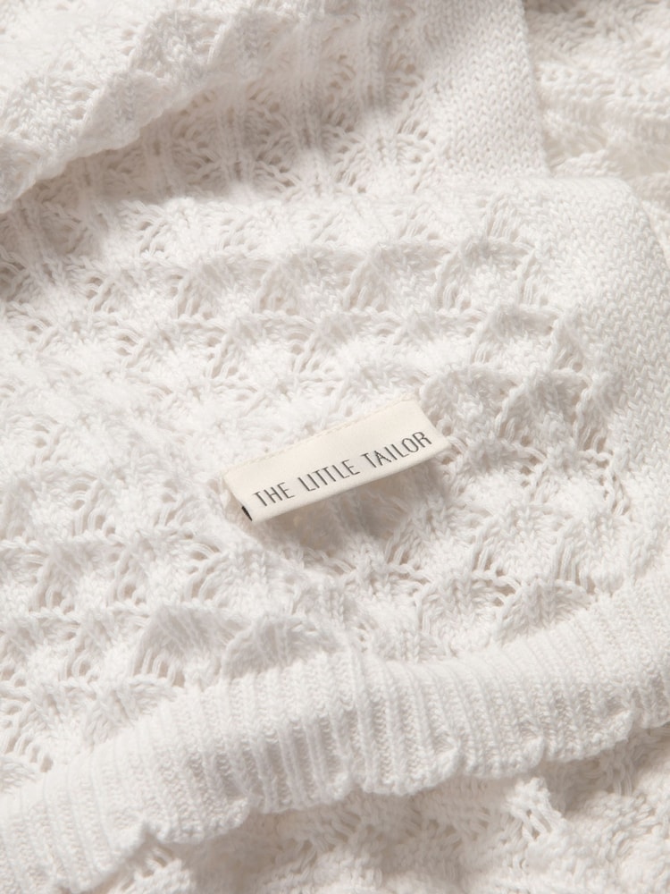 The Little Tailor Baby Scallop Design Pointelle 100% Cotton White Blanket - Image 4 of 4