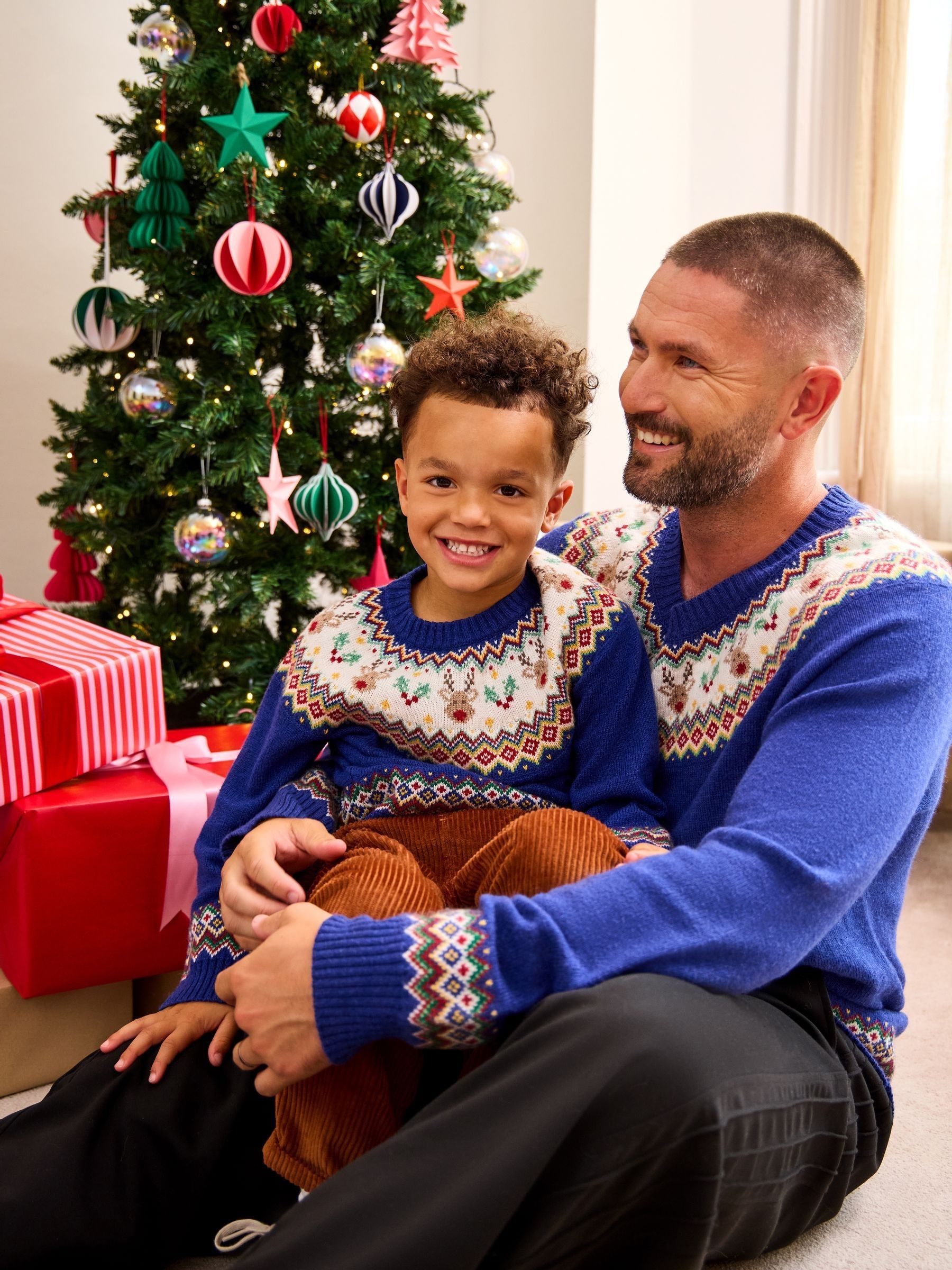 Jojo Maman Bébé Men's Blue Reindeer Fairisle Jumper