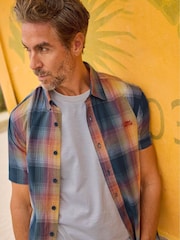 Синий - Weird Fish Judd Short Sleeve 100% Cotton Check Shirt - Изображение 5 из 7