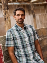 Weird Fish White/Grey Judd Short Sleeve 100% Cotton Check Shirt - Image 5 of 7