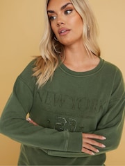 Yours Curve Green New York Slogan Sweatshirt - Image 4 of 5