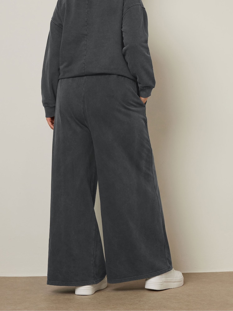Yours Curve Black Wide Leg Joggers - Image 2 of 5