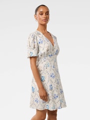 Forever New White Berna Petite Printed Mini Dress - Image 4 of 5