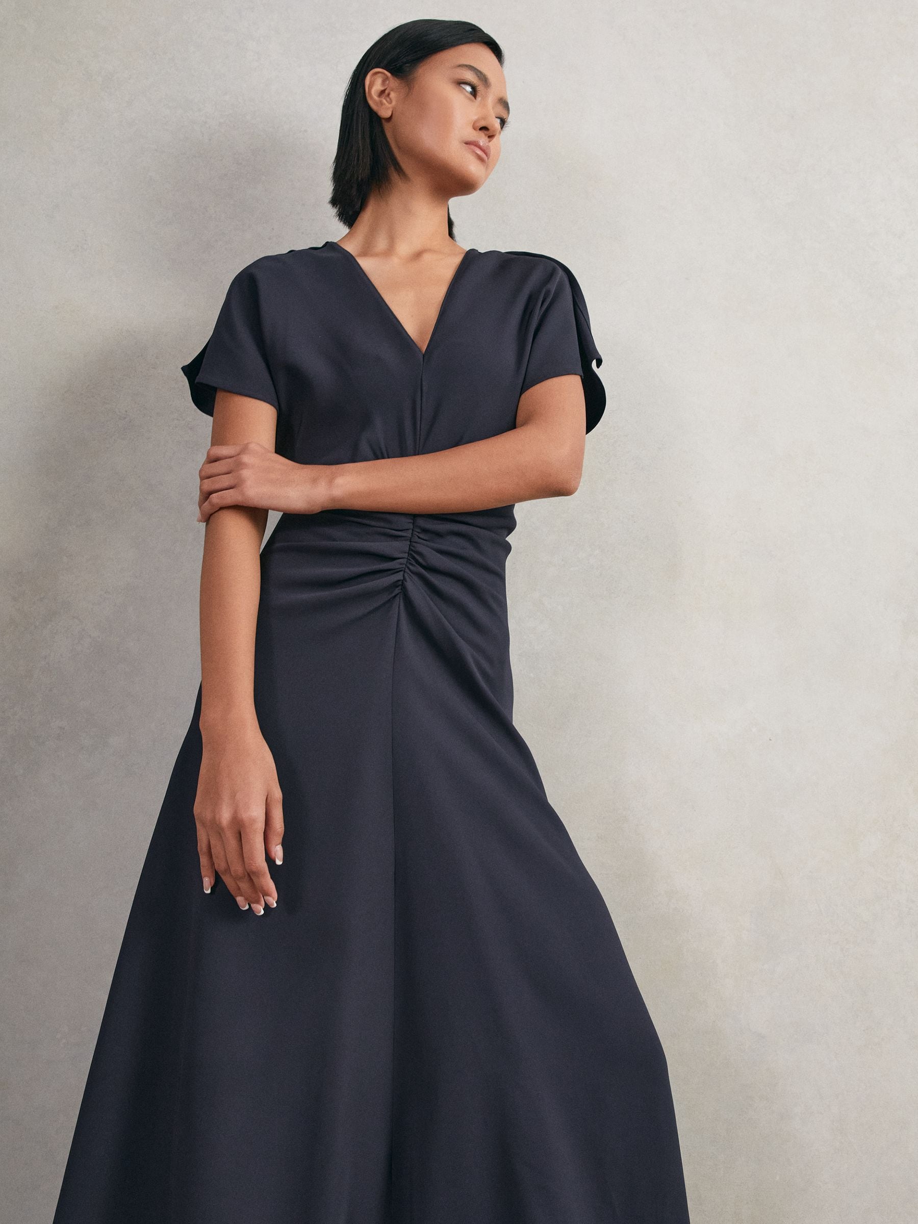 【海外限定】REISSワンピース☆Navy Rowe Ruched-Front Midi Dre Buy Reiss Navy Rowe Ruched-Front Midi Dress from the Next UK