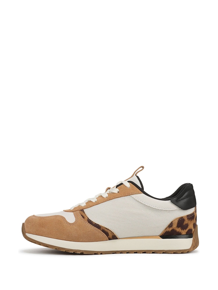 Vionic Regular Fit Cream Monarch Arch Support Trainers - Image 2 of 7