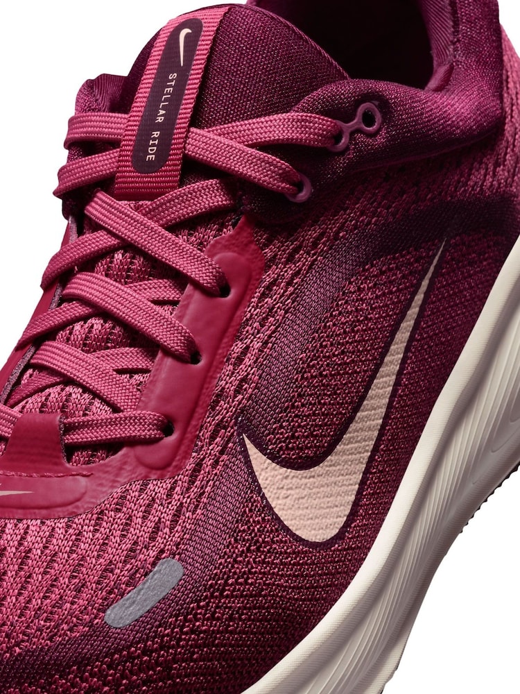 Nike Pink Beet and Bordeaux Red Youth Stellar Ride Trainers - Image 10 of 10