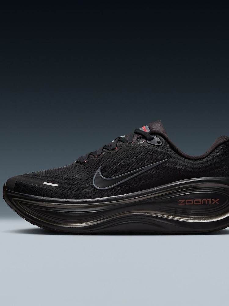 Nike Black/Red Vomero Plus Running Trainers - Image 10 of 10 Nike Black/Red Vomero Plus Running Trainers - Image 10 of 10