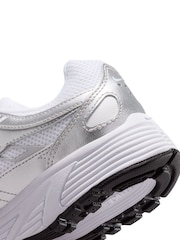 Nike White/Silver Youth P-6000 Trainers - Image 10 of 11